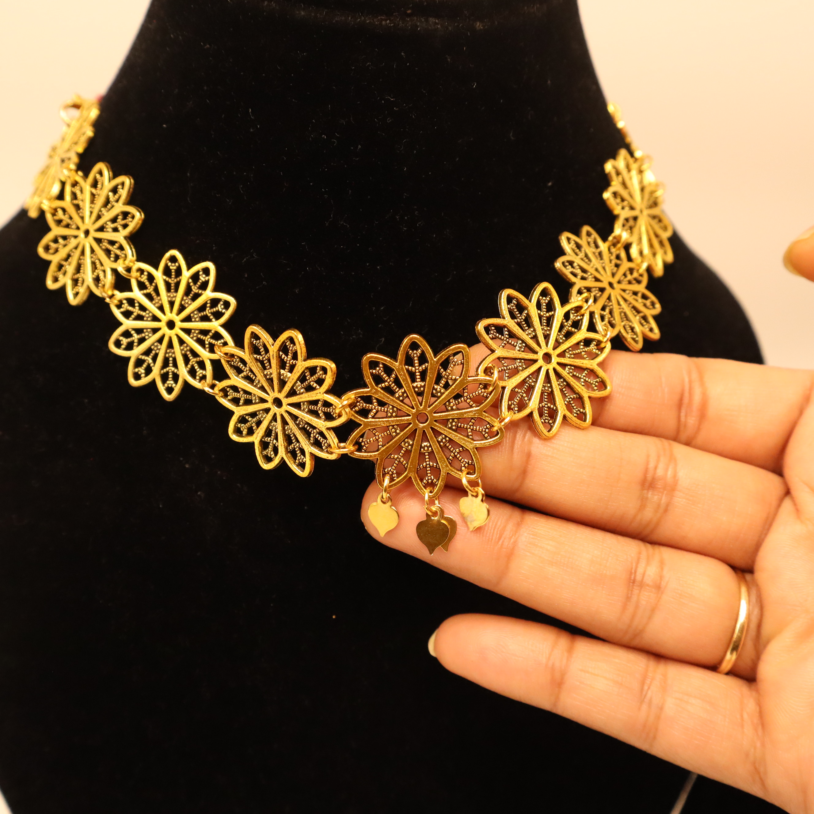 Gold Pankhi Kundan Necklace